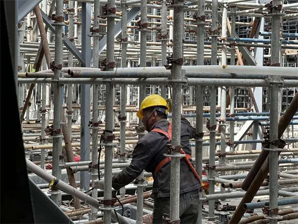 緊盯目標(biāo)節(jié)點(diǎn)合力攻堅(jiān)克難｜哈爾濱地鐵3號(hào)線西北環(huán)工程建設(shè)加速推進(jìn)